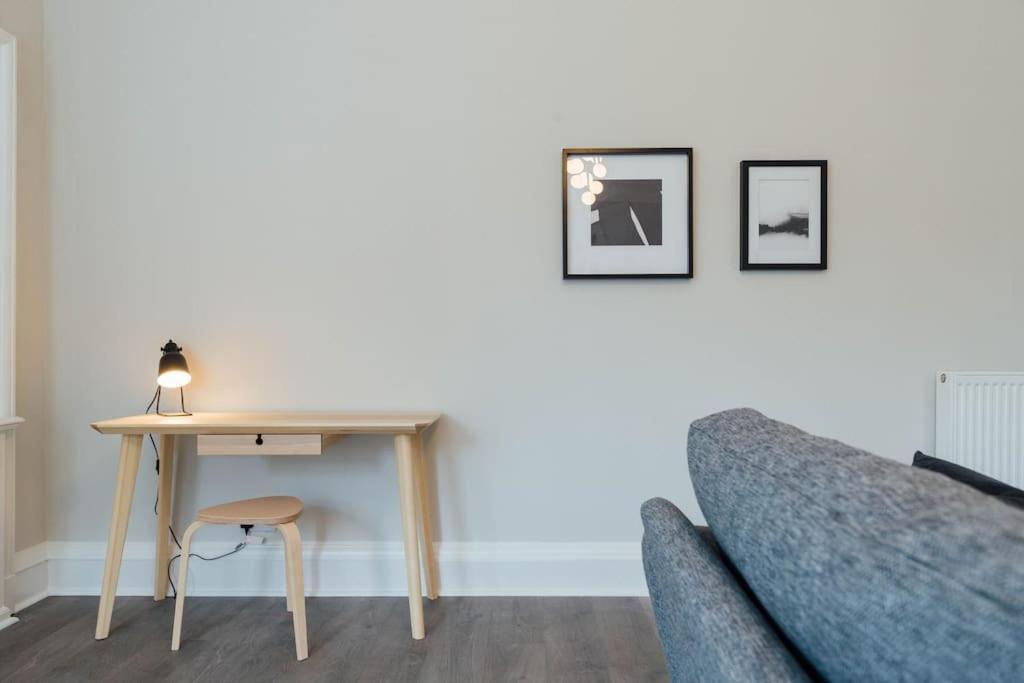 Stylish Stirling Apartment - Free Parking 외부 사진